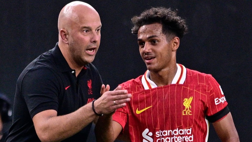 Arne Slot Liverpool manager on Fabio Carvalho and Sepp Van den Berg