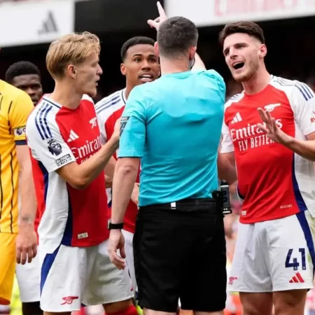 Gallagher reviews controversial Premier League incidents