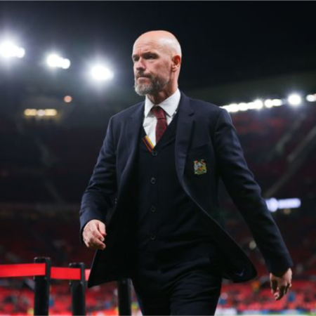 Ten Hag under pressure on his career at Manchester United