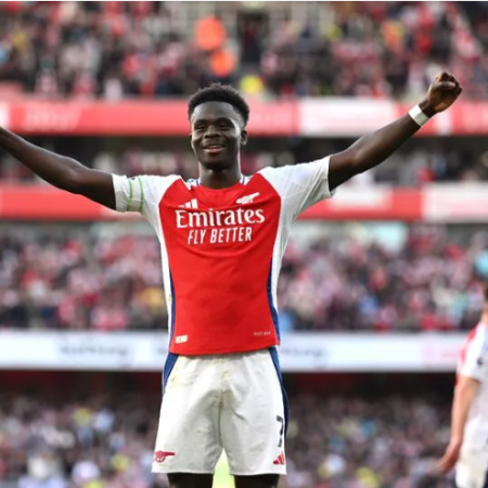 Bukayo Saka teers Arsenal to 3-1 win against Southampton